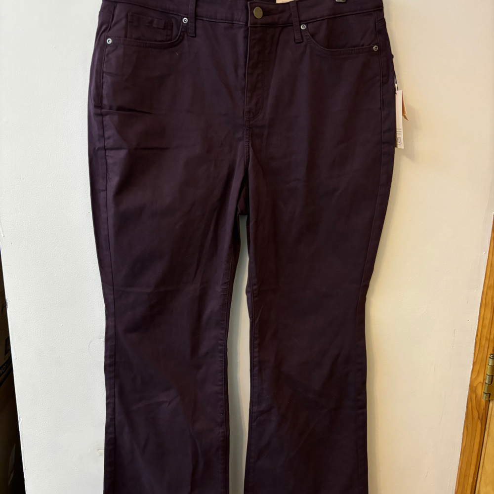 NWT NYDJ Eggplant High-Waisted Flared Ankle Crop Pants - Picture 6 of 11